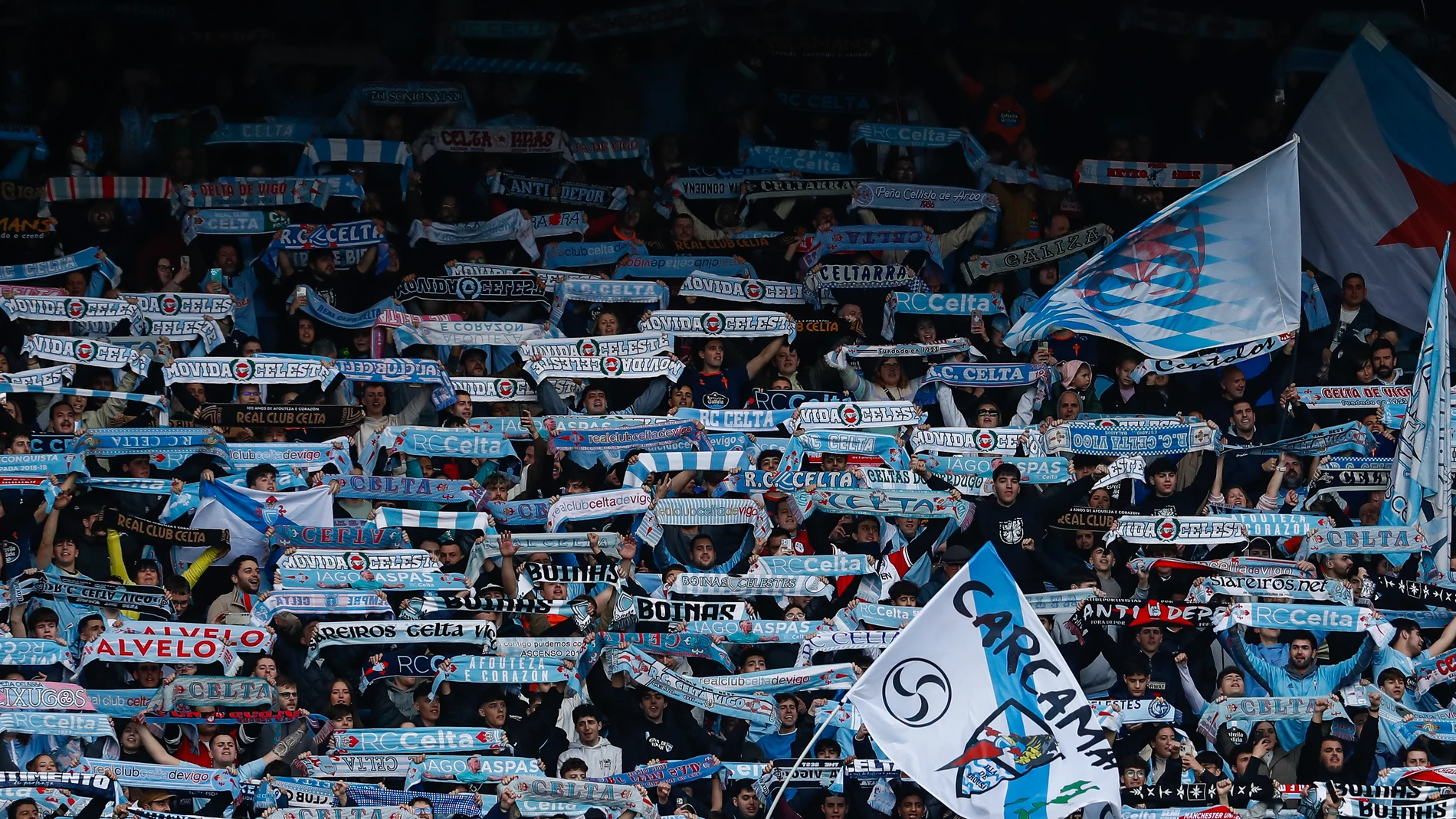 Fans of Celta de Vigo celebrate after winning the Spanish league, La Liga EA Sports, football match played between Celta de Vigo and Real Betis Balompie at Balaidos stadium on February 8, 2025 in Vigo, Pontevedra, Spain. AFP7 08/02/2025 ONLY FOR USE IN SPAIN