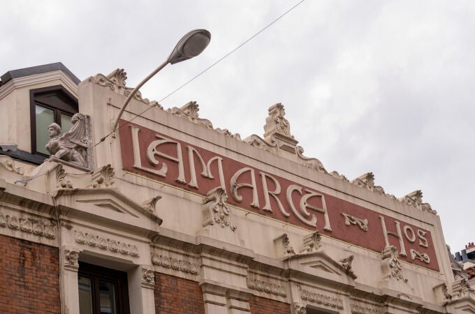 Libro sobre el edificio Lamarca. David Jar