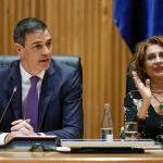 Pedro Sánchez reúne a los grupos parlamentarios en el Congreso y el Senado para analizar el nuevo periodo de sesiones ordinarias.