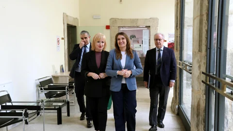 Las consejeras Leticia Pérez y Rocío Lucas en el Pleno del Consejo de Formación Profesional