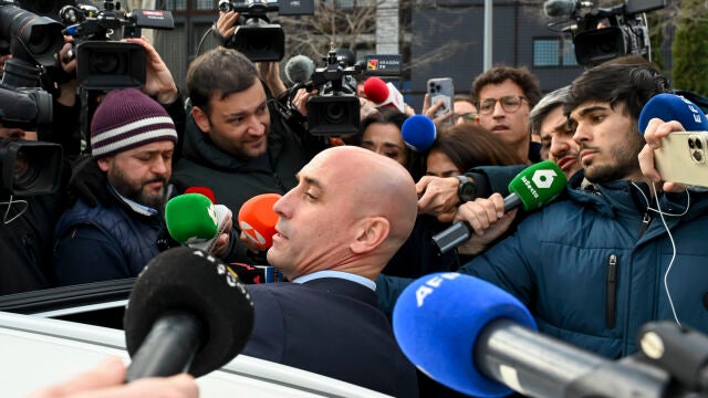 Continúa el juicio contra el expresidente de la Federación de Fútbol Luis Rubiales 