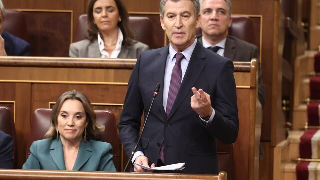 Feijóo, a Yolanda Díaz tras el choque por SMI entre Sumar y PSOE: "A Pablo Iglesias esto no se lo habrían colado"