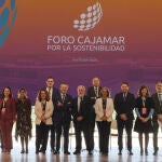 Directivos de Cajamar y los principales responsables de empresas líderes y expertos en el Foro de la entidad