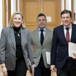 Isabel Blanco junto a Julio López y Carlos Fernández Carriedo