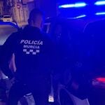 Sucesos.- Detenido un individuo al ser sorprendido escalando por la ventana de un local en Murcia