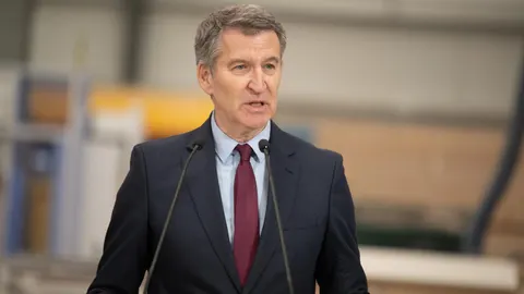 Feijóo culpa a Sánchez de que se abran "las puertas del Congreso a un terrorista yihadista" que atentó en Cataluña