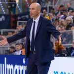 Joan Peñarroya se lamenta durante el partido ante el La Laguna Tenerife