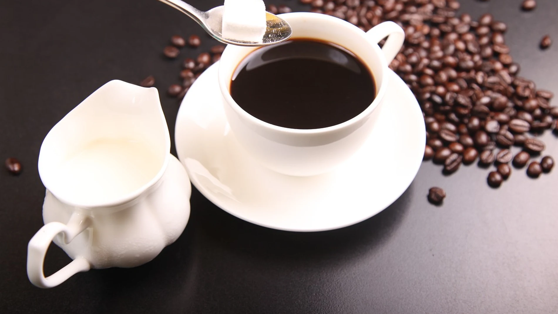 Esta es la cantidad de café que debes evitar tomar si tienes problemas para dormir