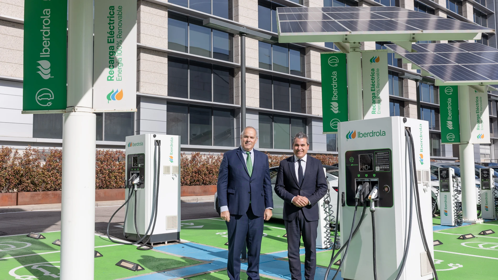 Iberdrola y Anfac se unen para impulsar la movilidad eléctrica