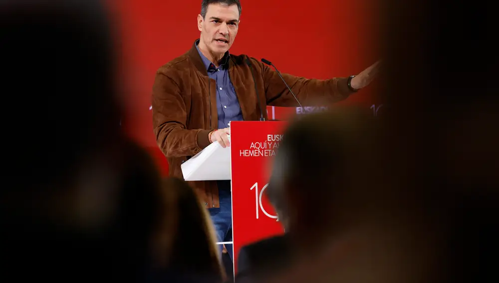 El presidente del Gobierno y secretario general del PSOE, Pedro Sánchez, interviene este sábado en el congreso del PSE-EE