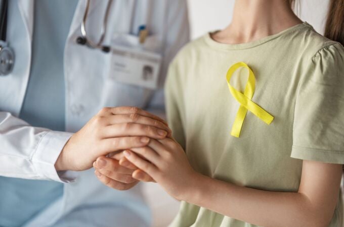 La Fe lidera en España un ensayo clínico internacional para implementar la primera línea de tratamiento en la leucemia mieloide aguda infantil