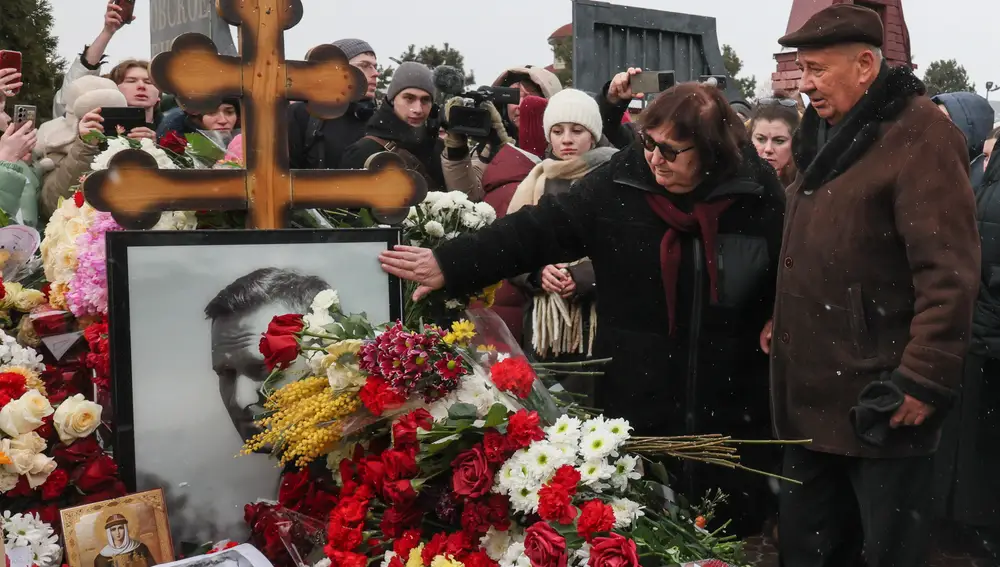 Los rusos conmemoran un año de la muerte del líder opositor Alexei Navalny