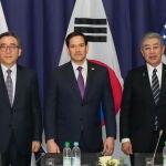 South Korea, US, and Japan hold trilateral meeting at Munich Security Conference