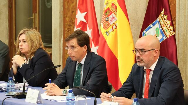 MADRID.-AM.-Almeida critica "comportamiento lamentable" de Martín con su "mitin" e "insultos y le acusa de buscar enfrentamiento