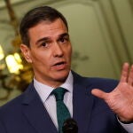 Spanish Prime Minister Pedro Sanchez gives a press conference in Paris