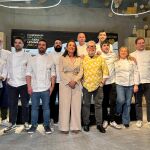 La consejera de Agricultura, Ganadería y Desarrollo Rural, María González Corral, junto a los cocineros de Castilla y León participantes en el concurso