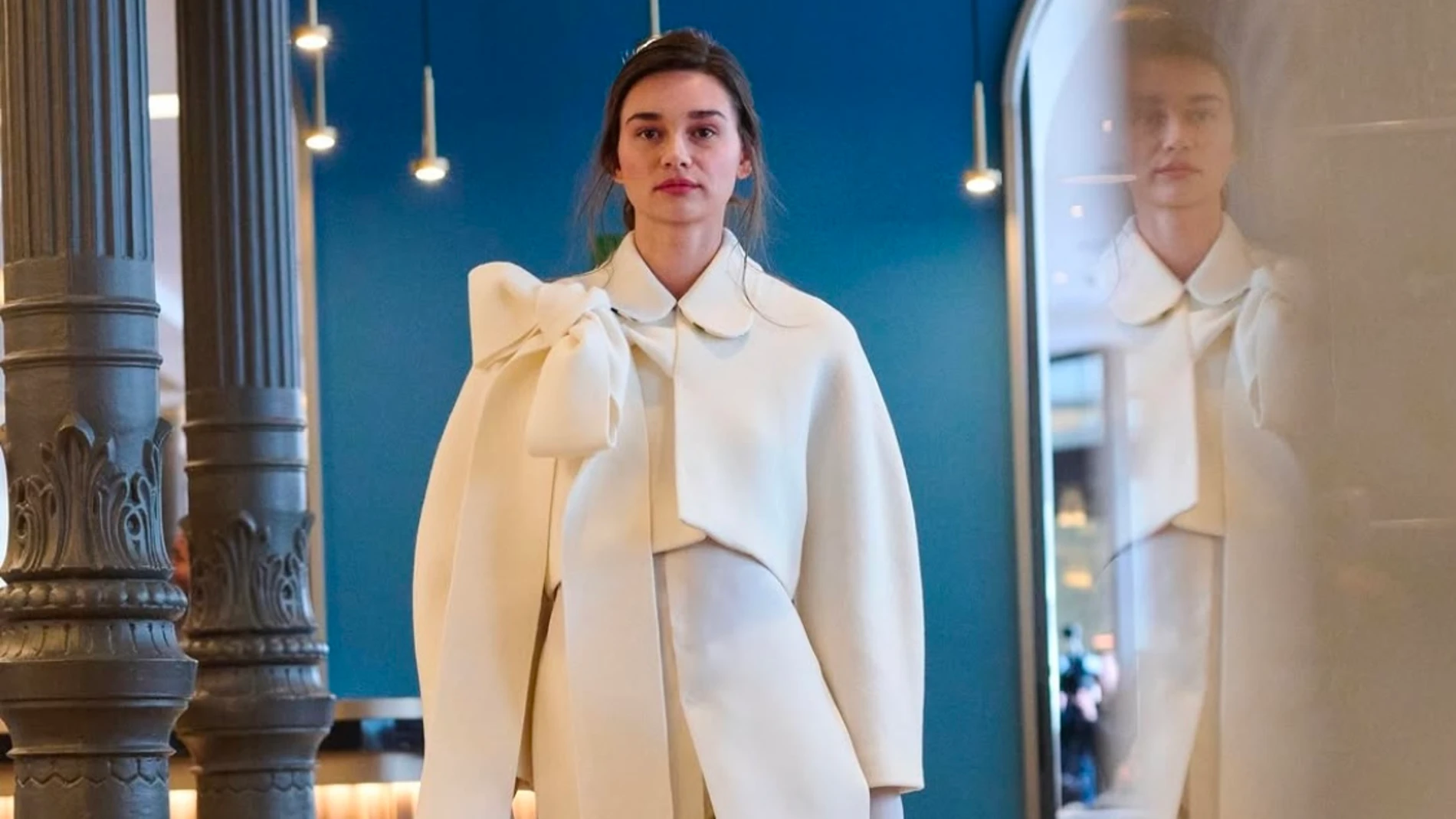 Look del desfile de Devota & Lomba.