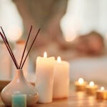 ¿Tienes velas aromáticas o ambientadores en casa? La ciencia aconseja hacer esto con ellos