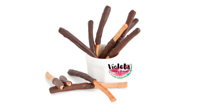 Palitos de galleta bañados en chocolate