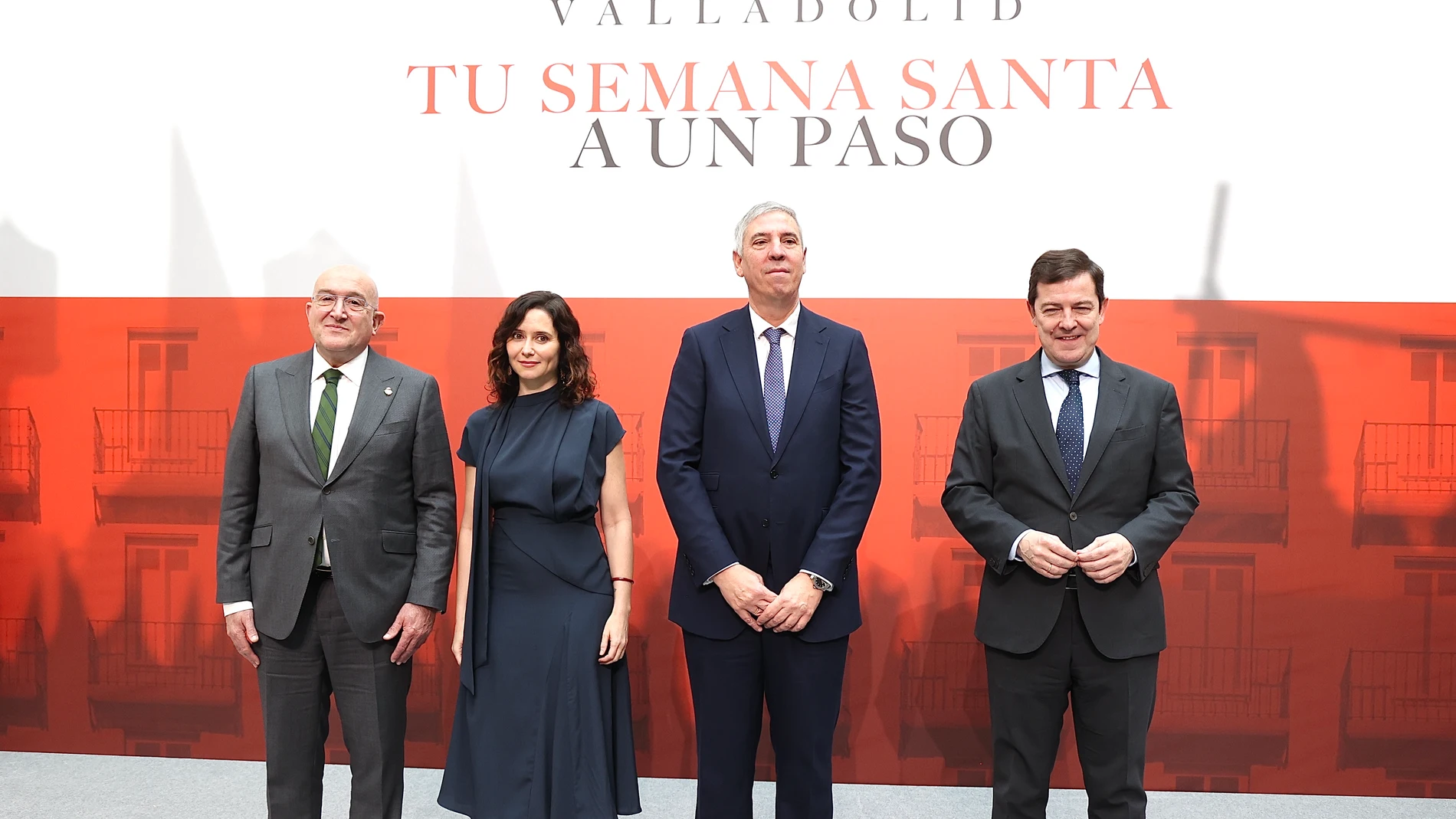 Mañueco junto a Díaz Ayuso, José Vicente de los Mozos y Carnero