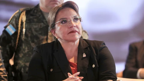 Castro llega a un "acuerdo" con EE.UU. para que Honduras continúe tratado de extradición