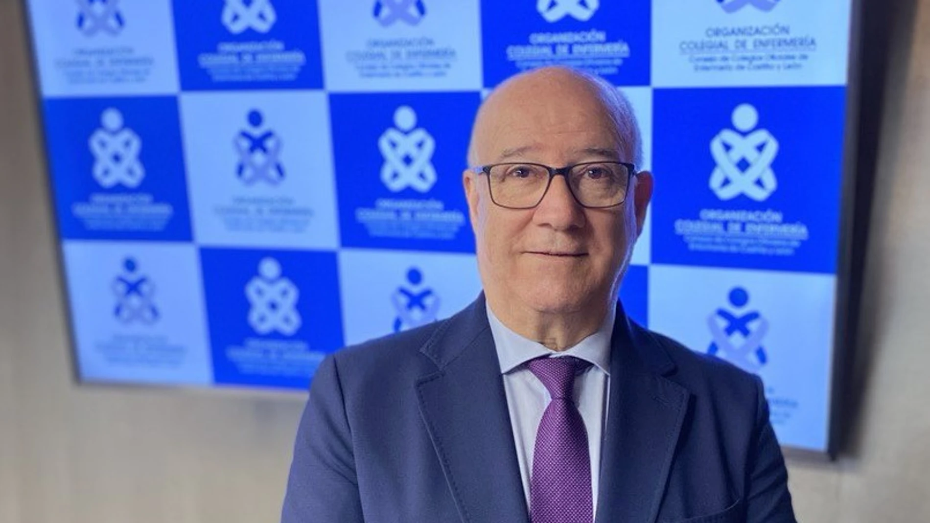 El presidente del Consejo de Colegios de Enfermería de Castilla y León, Enrique Ruiz Forner
