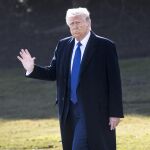 EEUU.- Trump mantendrá el veto a AP "hasta que" emplee la denominación 'golfo de América'