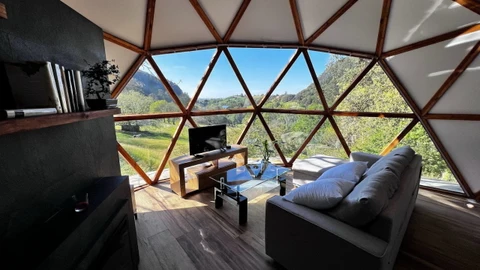 El alojamiento de Cantabria donde dormirás en un cúpula rodeada de naturaleza con jacuzzi y