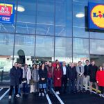 Visita institucional a la nueva ptienda de Lidl en Villares de la Reina (Salamanca) por parte del alcalde José Buenaventura y del director regional de Lidl en Castilla y León, Jaime Herrá, entre otros