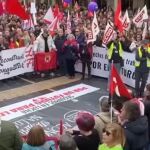 Manifestación en las calles de León del pasdo domingo donde se corearon consignas a favor de la autonomía leonesa