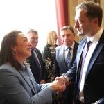 González Corral saluda al comisario europeo Christophe Hansen