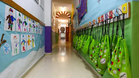 Cantabria reconocerá el permiso de los docentes para cuidar a sus hijos enfermos sin que "pierdan" derechos laborales