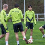 Take Kubo, en el entrenamiento de la Real Sociedad