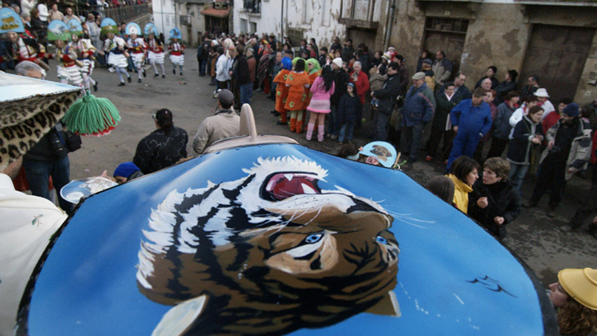 Barro, hormigas y tradición: la fiesta más salvaje del Entroido está en Laza