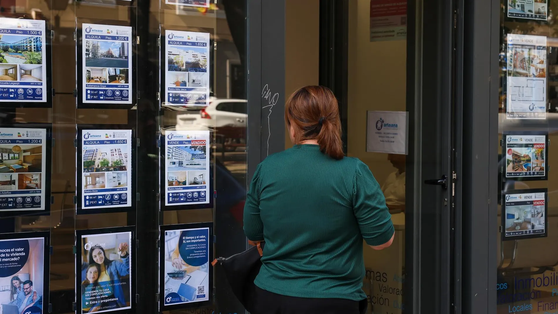 La compraventa de vivienda aumenta un 11,5% en 2024 y los préstamos hipotecarios un 21,4%, según los notarios