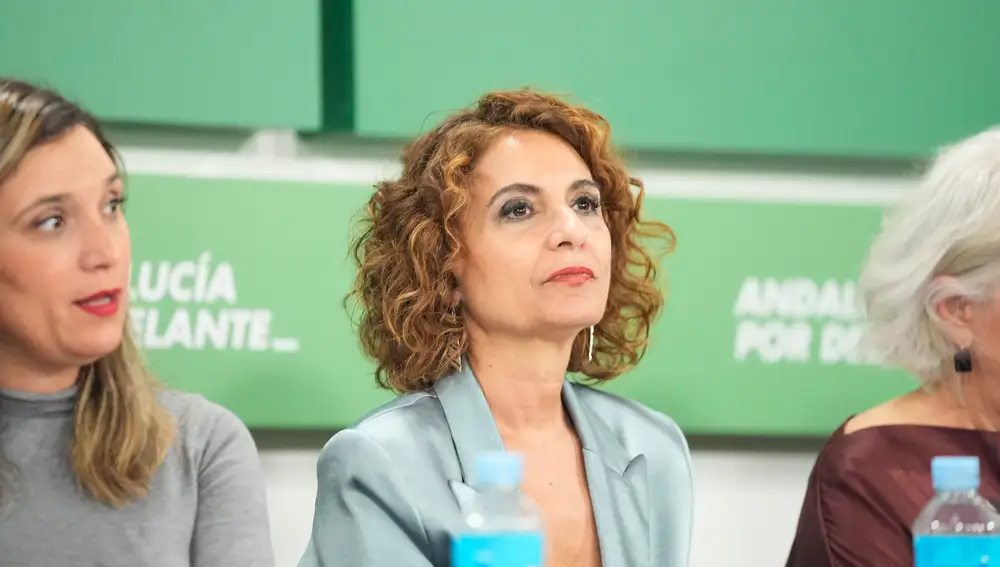 La ministra de Hacienda y vicepresidenta primera del Gobierno, María Jesús Montero