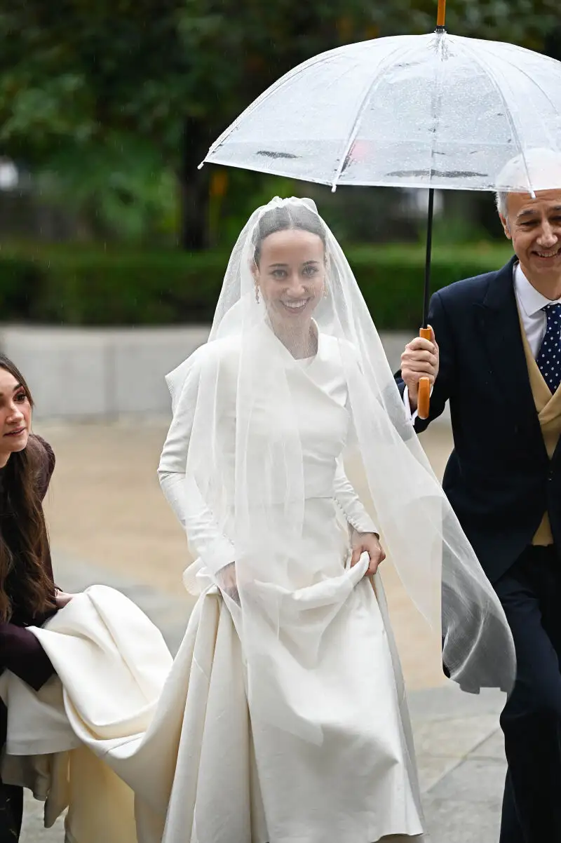 Ignacio Ruíz-Gallardón y Nerea Zabala se dan el &quot;sí quiero&quot; rodeados de amigos y familiares