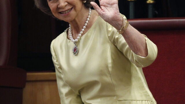 La reina Sofía durante la proclamación del Principe de Asturias Felipe de Borbon y Grecia como Rey de España, por las Cortes Generales 