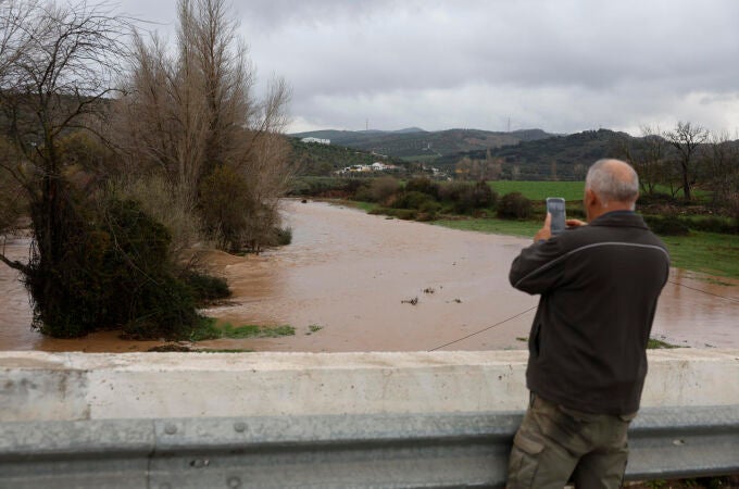 Ro Turón a su paso por el Burgo (Málaga)