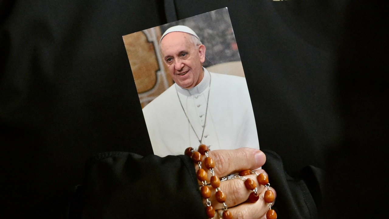 Última hora del estado de salud del Papa Francisco: sigue hospitalizado en Roma