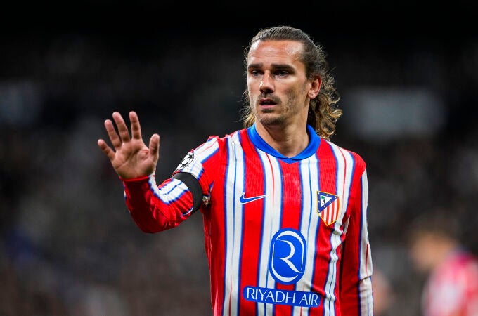 Real Madrid CF v Atletico de Madrid - UEFA Champions League 2024/25 League Round of 16 First Leg