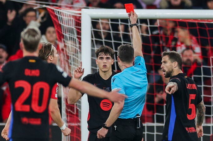 UEFA Champions League Round of 16 - Benfica vs Barcelona