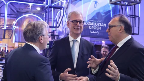 El consejero de Turismo y Andalucía Exterior, Arturo Bernal, en la Bolsa Internacional de Turismo (ITB) de Berlín.