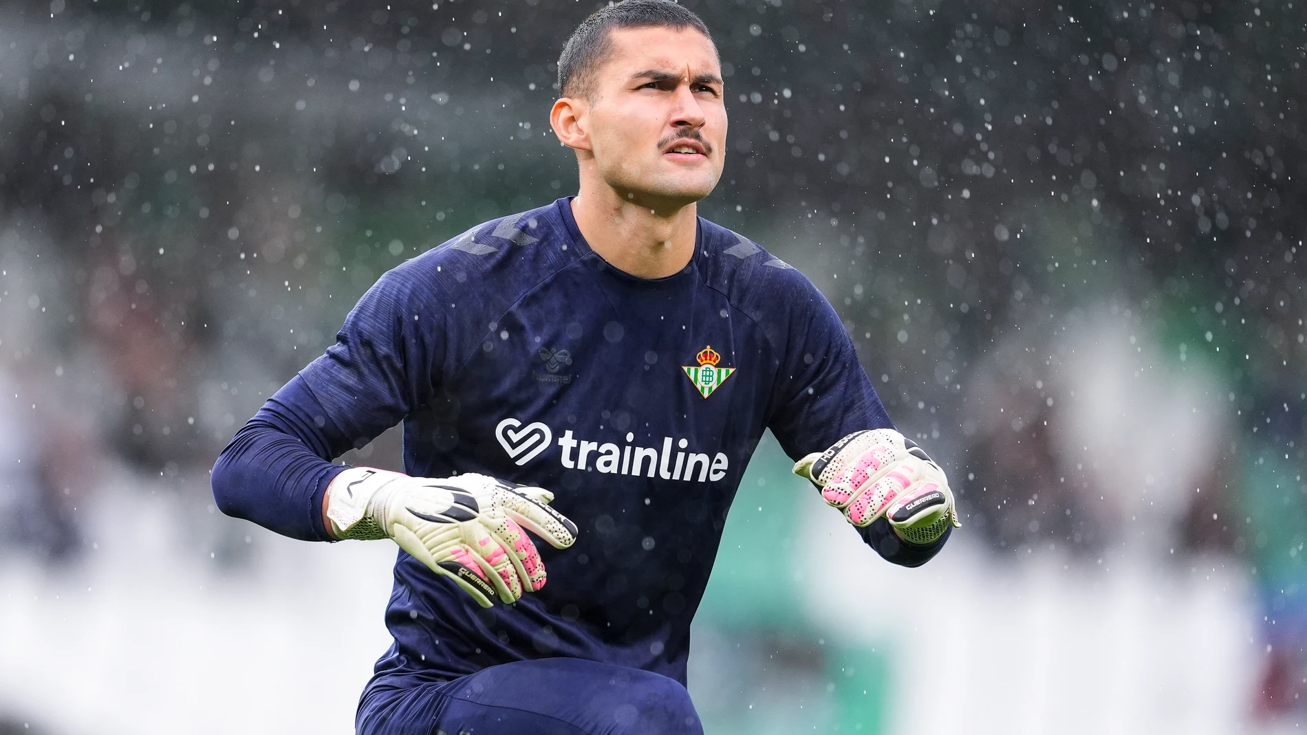 Fran Vieites of Real Betis warms up during the UEFA Conference League 2024/25 League Round of 16 First Leg match between Real Betis and Vitoria Guimaraes SC, at Benito Villamarin stadium on March 06, 2025, in Sevilla, Spain. AFP7 06/03/2025 ONLY FOR USE IN SPAIN