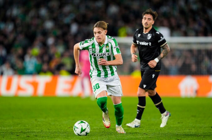 Real Betis v Vitoria Guimaraes SC - UEFA Conference League 2024/25 League Round of 16 First Leg