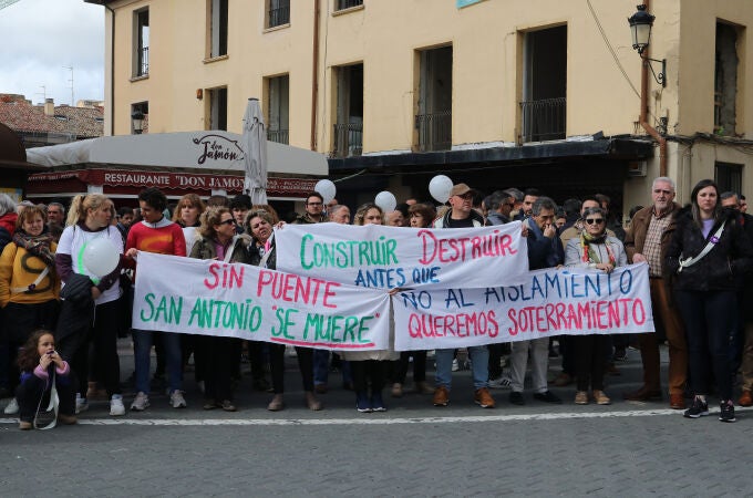 Última protesta de la Asociación en Defensa del Soterramiento de Palencia