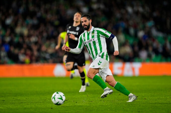 Real Betis v Vitoria Guimaraes SC - UEFA Conference League 2024/25 League Round of 16 First Leg