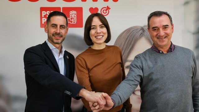 Bielsa, Morant y Raga tras alcanzar el acuerdo que valida los resultados provisionales de las primarias del PSPV en la provincia de Valencia