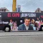 El "Capobus" de Hazte Oír, pasando por Plaza de Castilla, este jueves, en que declaró como investigado el jefe de la Policía de Madrid por prevaricación