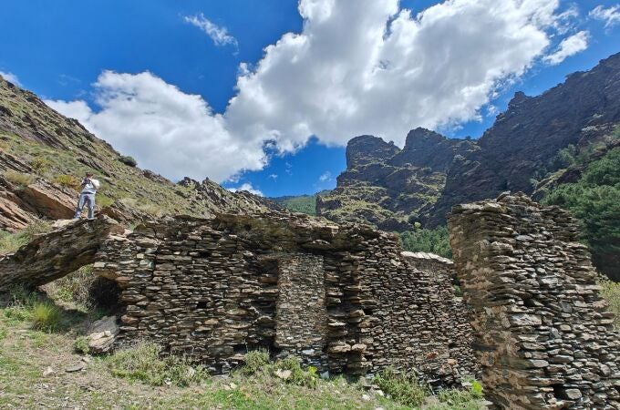 Un proyecto de investigación arqueológica ha localizado en Bérchules (Granada) los restos de un campamento militar morisco de la Guerra de Las Alpujarras